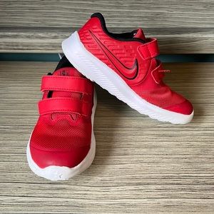 Size 10 Toddler Nike Star Runner